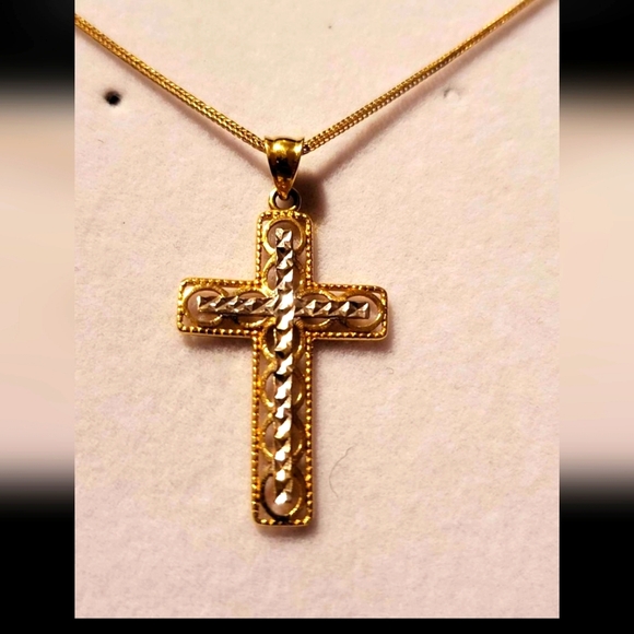 Real 18k two tone cross necklace with 18 inches chain